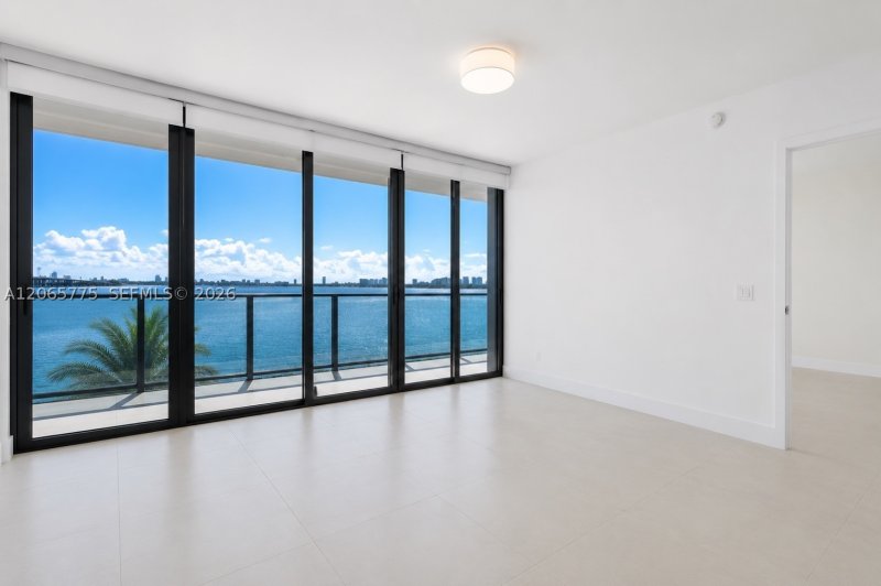 Comprar apartamento no One Paraiso 306