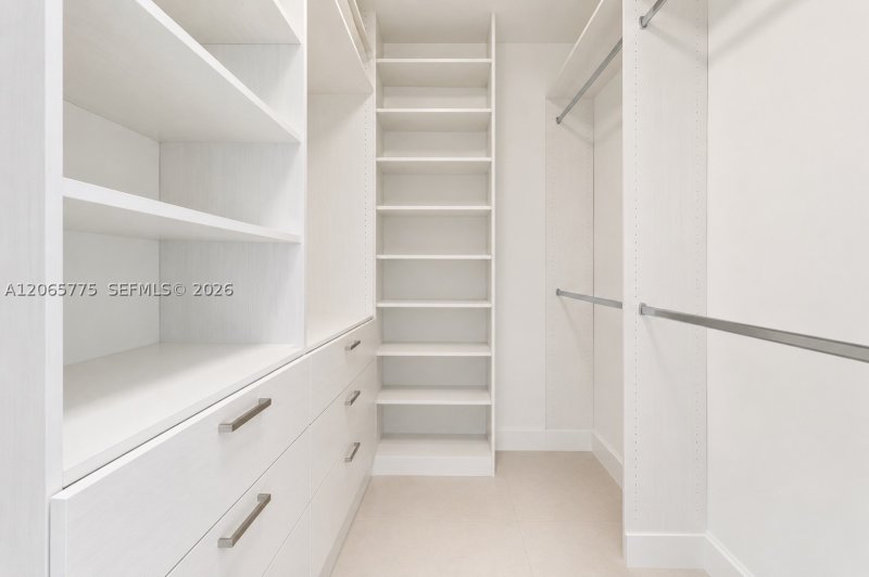 Comprar apartamento no One Paraiso 306