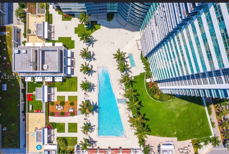 Alquiler de apartamento en Midtown Miami 4 H1113