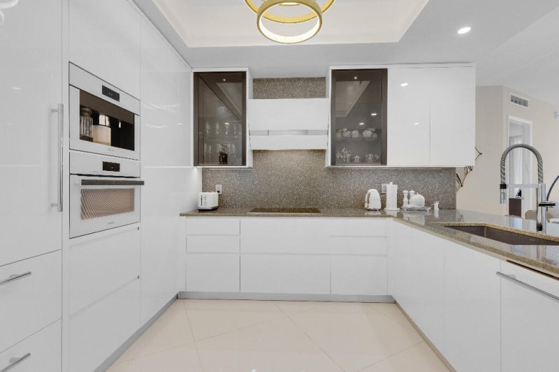 Condo for sale at Trump Tower Three 2207