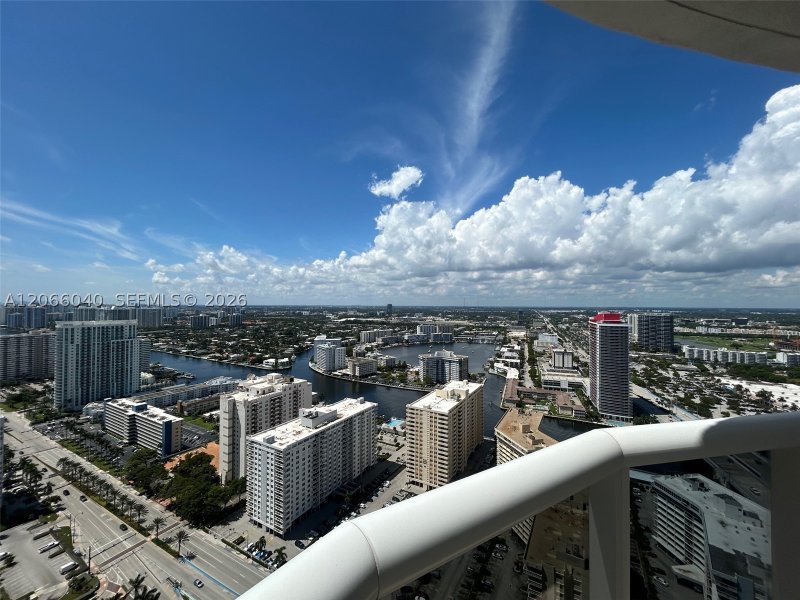 Apartment for rent at Beach Club Three 4005