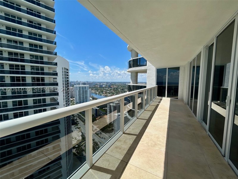 Apartment for rent at Beach Club Three 4005