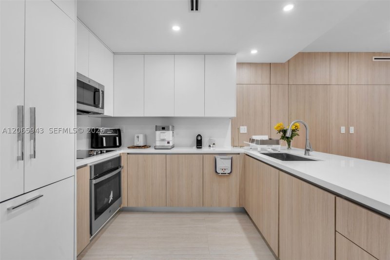 Property photo # 12