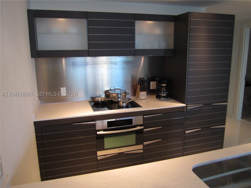 Apartment for rent at Epic Miami 3809