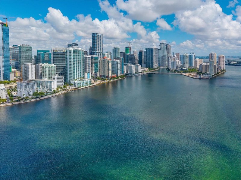 Comprar apartamento en Jade Brickell 4107