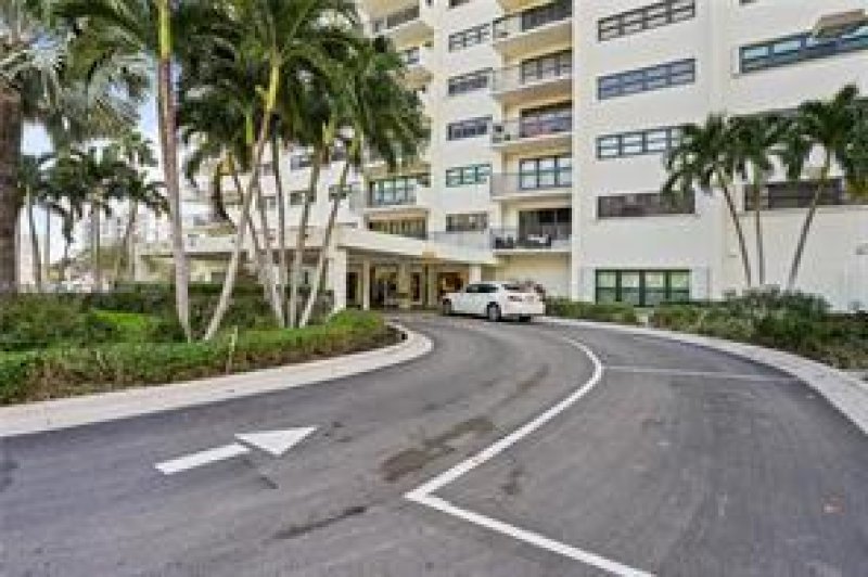 The Tower at Port Royale Apt #1009