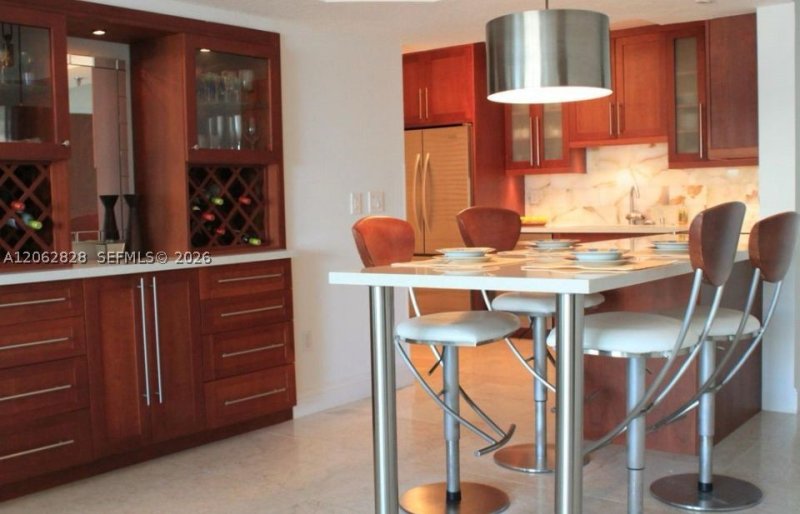 Alquiler de apartamento en Marbella Surfside 603