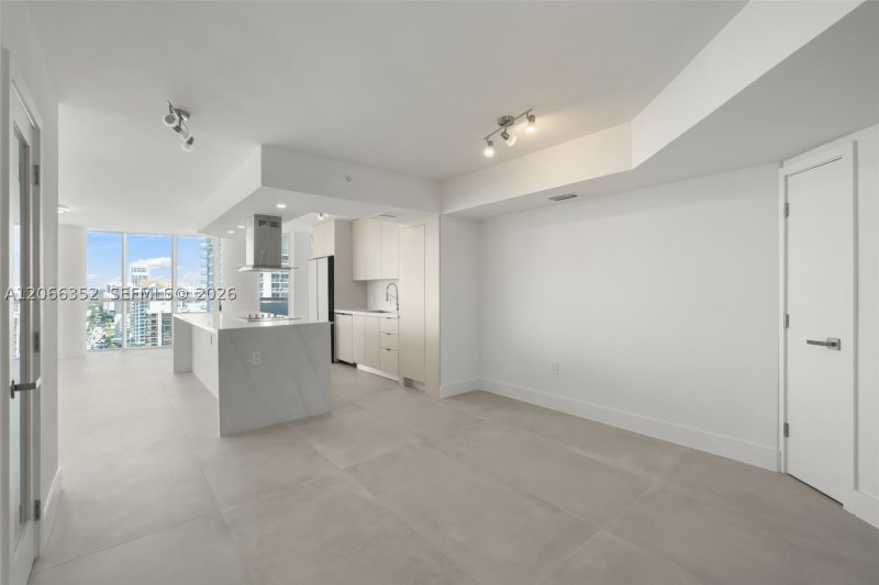 Condo for sale at La Gorce Palace 2307