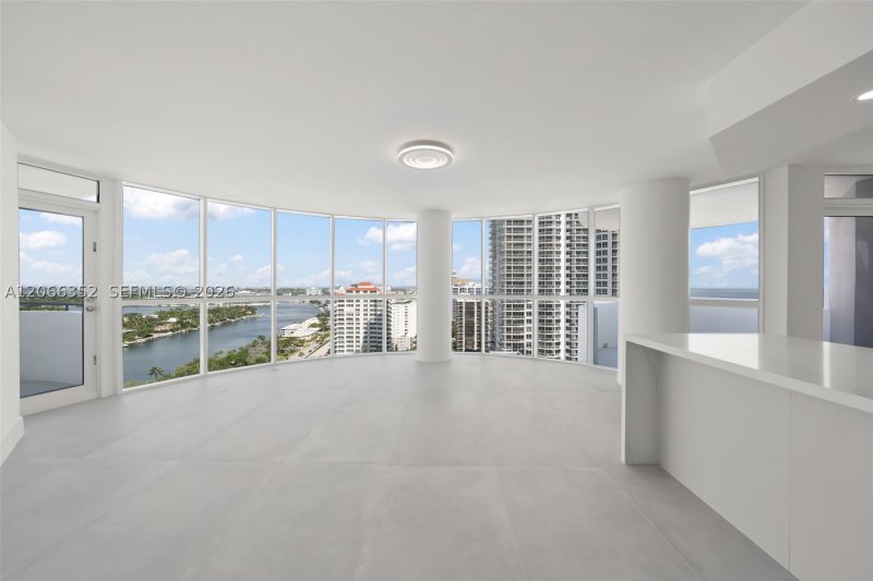 Condo for sale at La Gorce Palace 2307