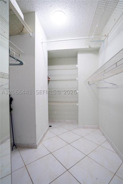 Apartment for rent at Olympus Towers 1416