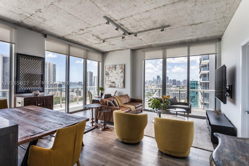 Comprar apartamento no Midtown Miami 2 H2409