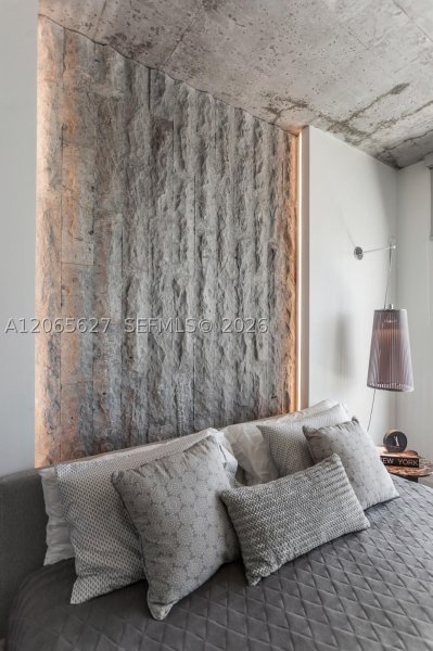 Comprar apartamento no Midtown Miami 2 H2409