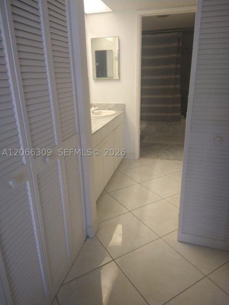 Alquiler de apartamento en Marbella Surfside 303