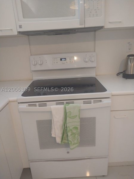 Alquiler de apartamento en Marbella Surfside 303