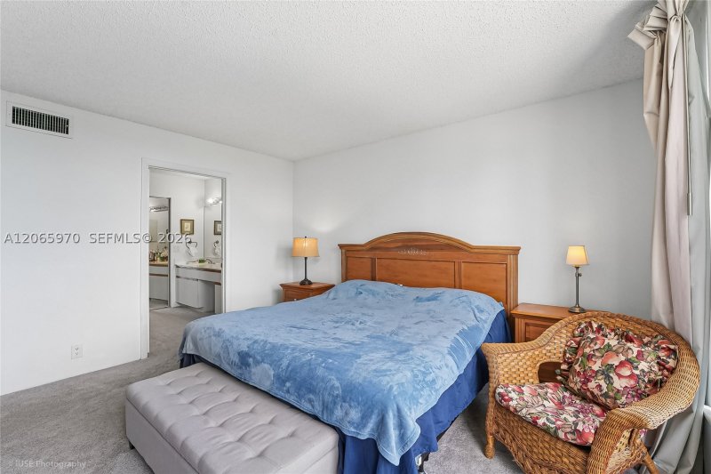 Comprar apartamento en Mystic Pointe 600 412