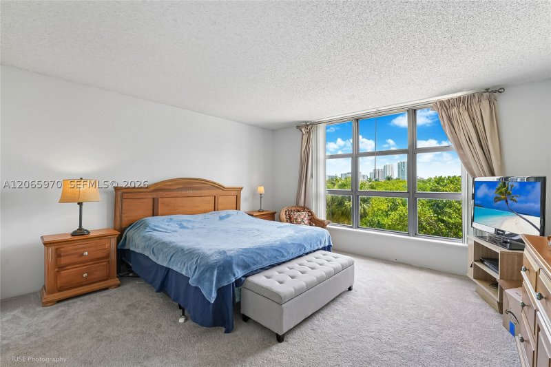 Comprar apartamento en Mystic Pointe 600 412