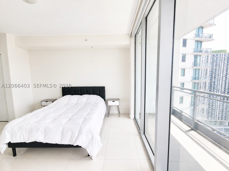 Comprar apartamento no Mint at Riverfront 3808