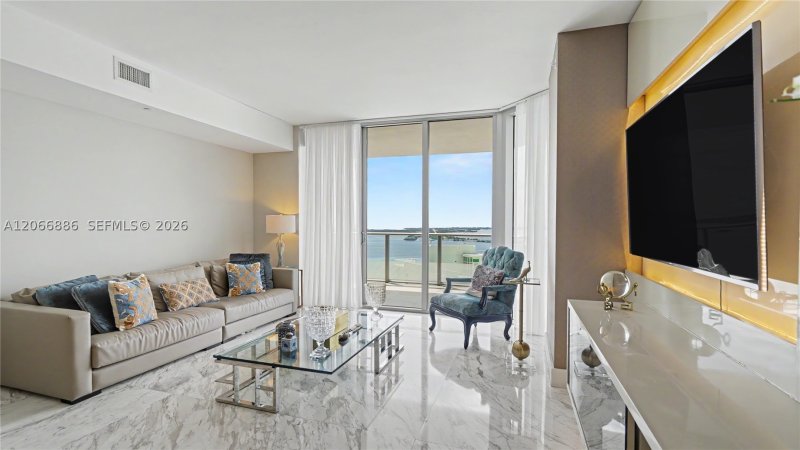 Aluguel de apartamento no Brickell House Condo 3102