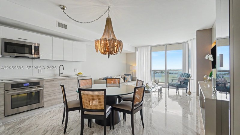 Aluguel de apartamento no Brickell House Condo 3102
