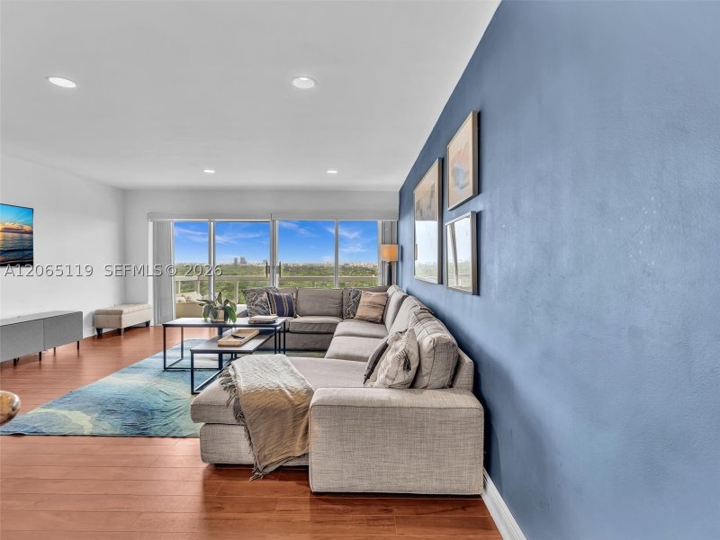 Aluguel de apartamento no Brickell Townhouse 20M