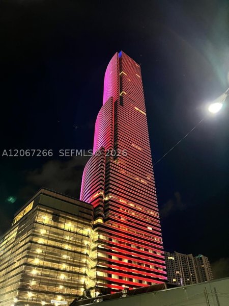 Aluguel de apartamento no Centro Condo 1206