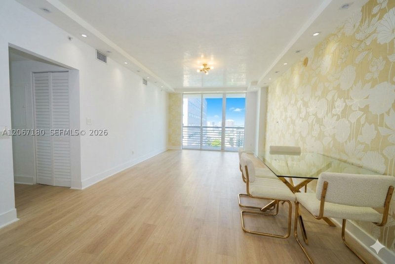 Apartment for rent at One Miami East Tower 3314