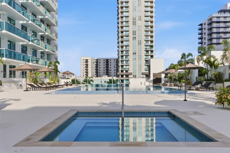 Apartment for rent at Gallery Art Condo 1211