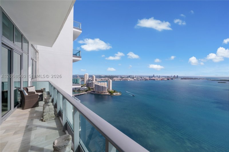 Alquiler de apartamento en Jade Brickell PH4605