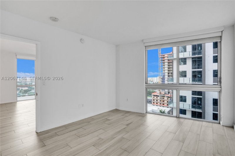 Comprar apartamento no Brickell Ten 1708