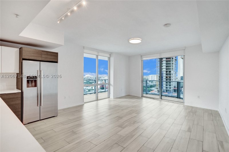 Comprar apartamento no Brickell Ten 1708