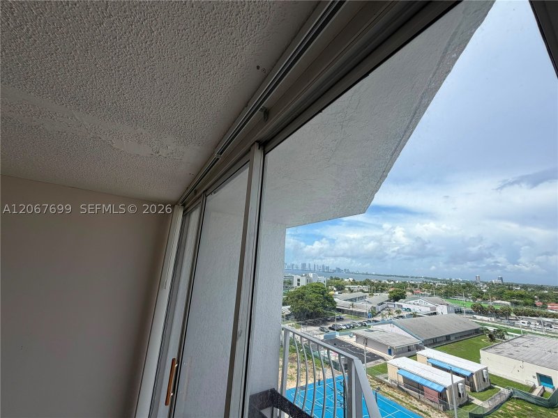 Condo for sale at Grandview Palace 2220