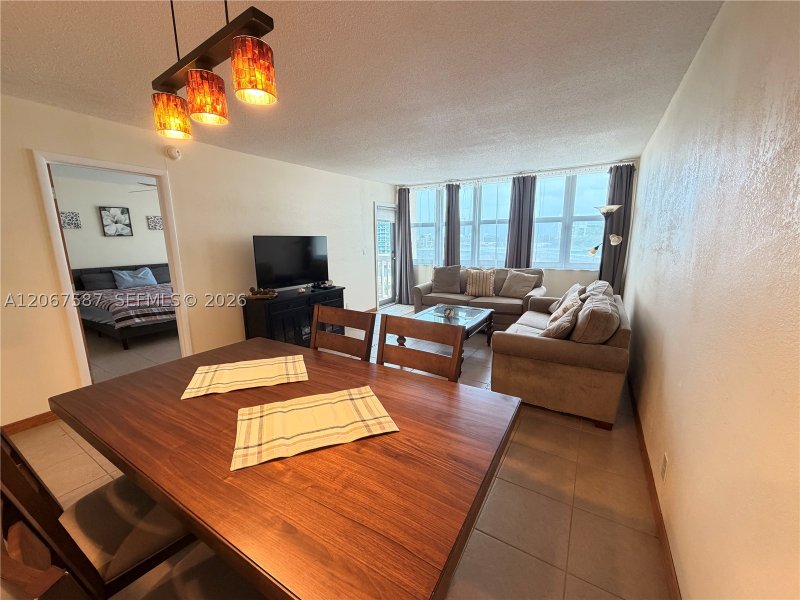 Apartment for rent at Imperial Towers 607