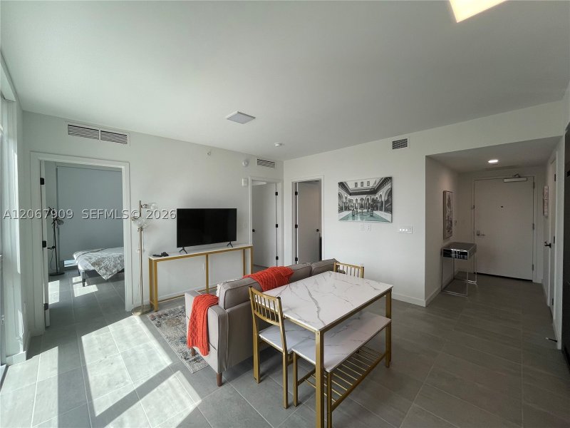 YotelPad Miami Apt #1606