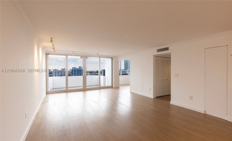 Apartment for rent at Costa Brava 1604