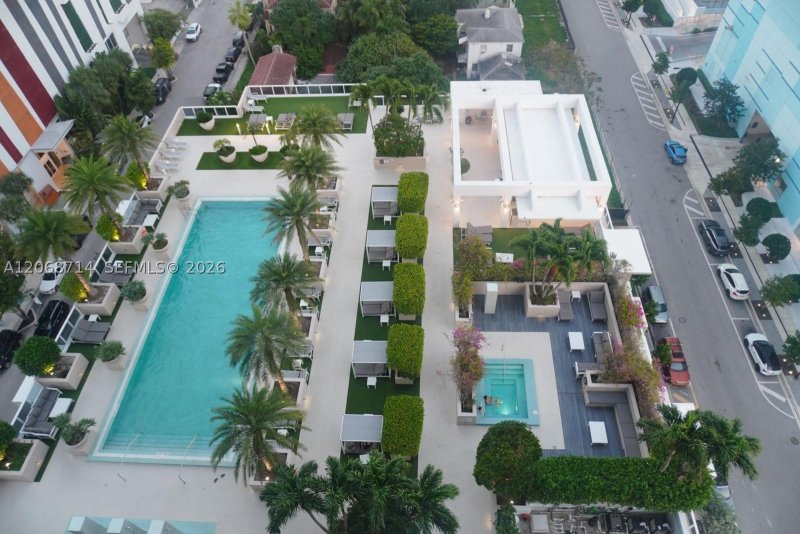 Comprar apartamento no Bay House 1604