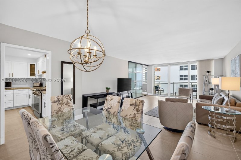 Condo for sale at Parker Plaza Estates 1218