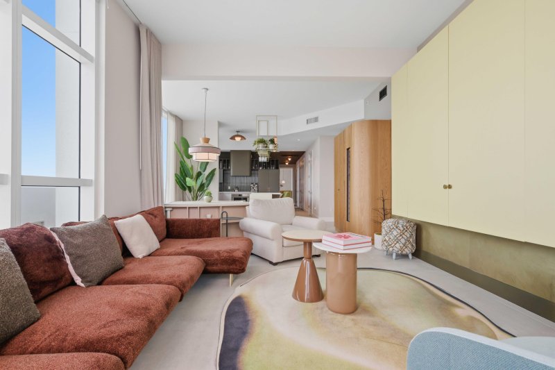 Comprar apartamento no Ocean Marine Yacht Club 2408