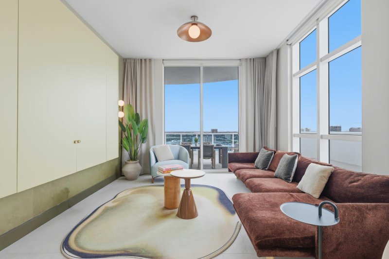 Comprar apartamento no Ocean Marine Yacht Club 2408