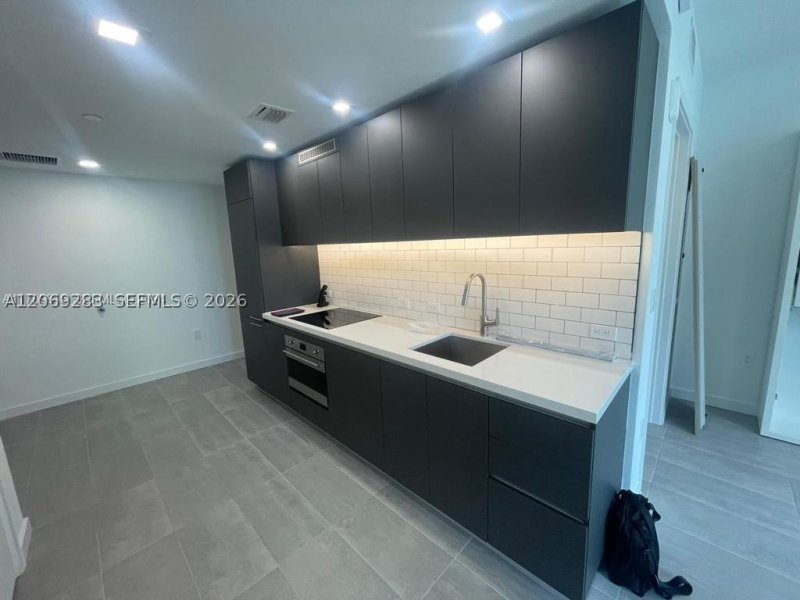 YotelPad Miami Apt #1613
