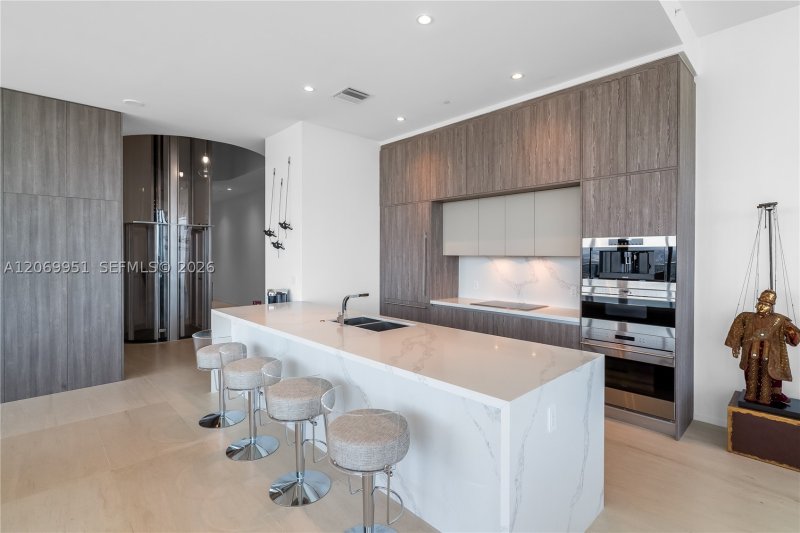 Comprar apartamento no SLS Lux Brickell PH5801
