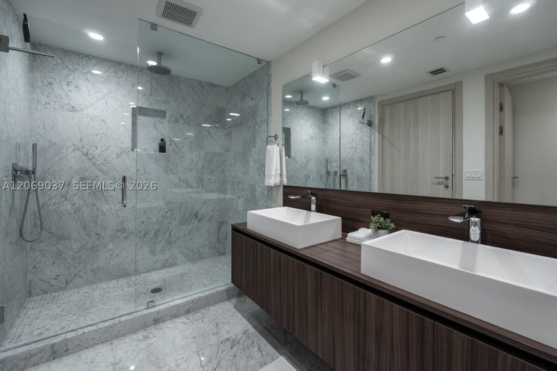Aluguel de apartamento no Brickell Flatiron 4502