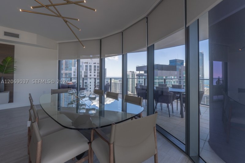 Aluguel de apartamento no Brickell Flatiron 4502