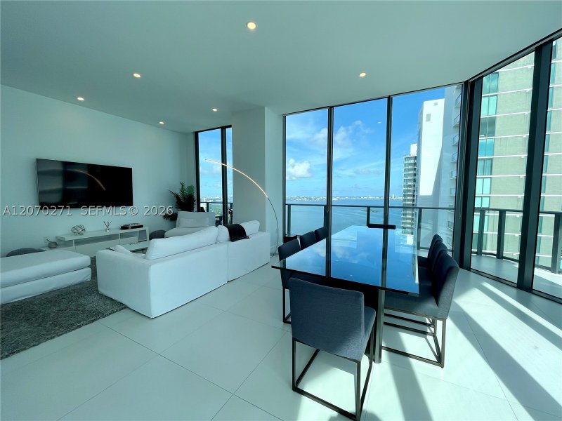 Alquiler de apartamento en Paraiso Bayviews PH4403