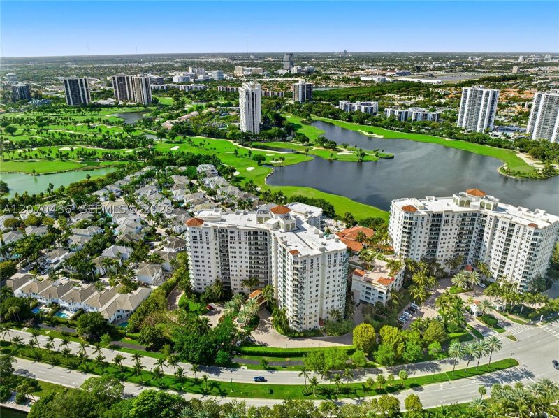 Turnberry Village South Apt #607