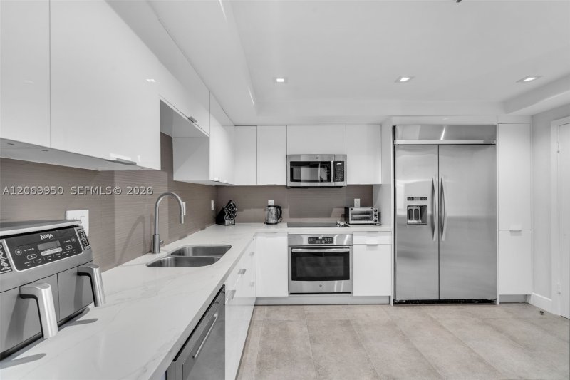 Property photo # 8