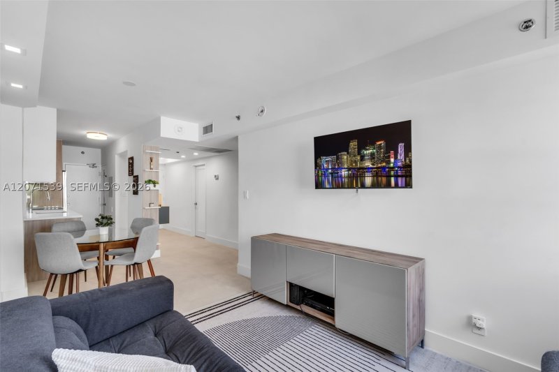 Property photo # 13
