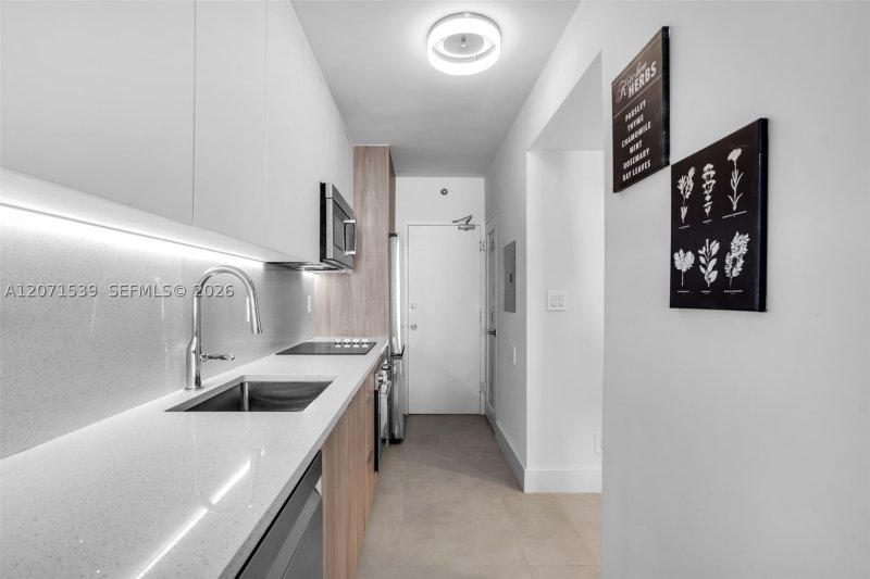 Property photo # 4