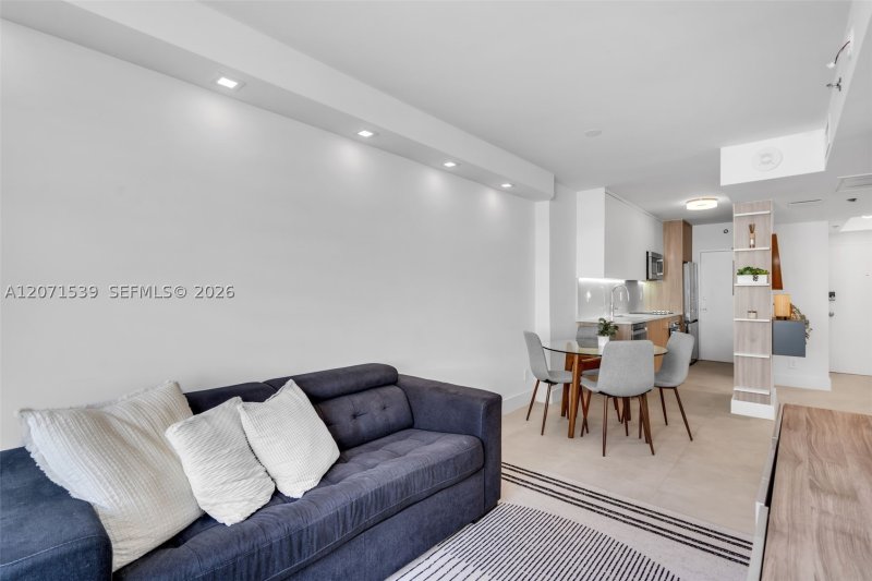 Property photo # 14
