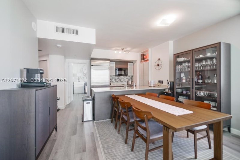 Condo for sale at 500 Brickell West Tower 2110