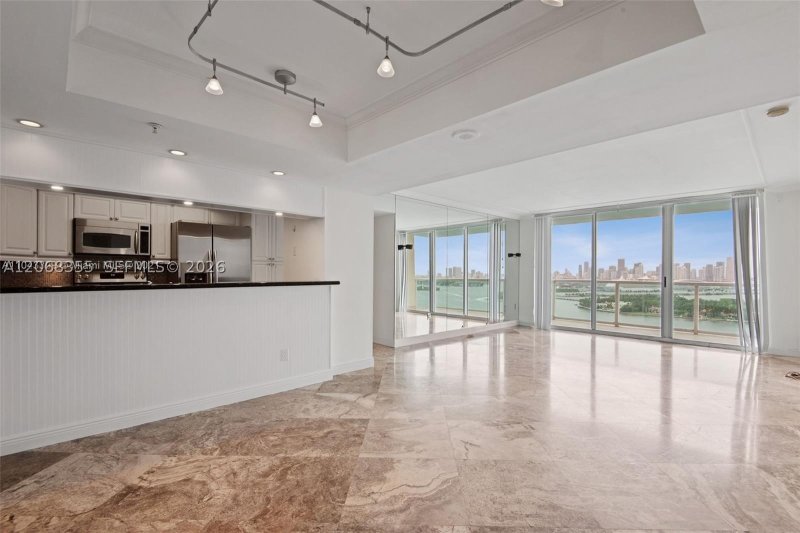 Alquiler de apartamento en Floridian 2307